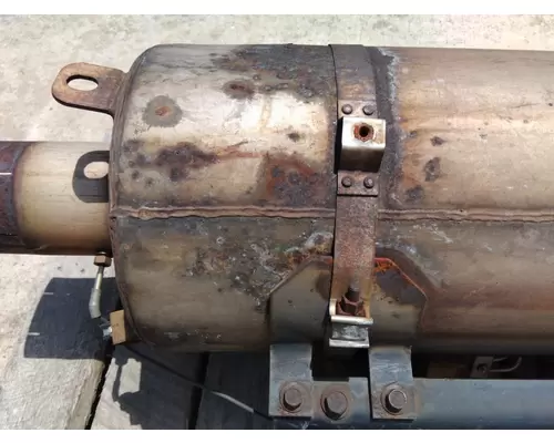 MACK CXU612 EXHAUSTMUFFLER BRACKET