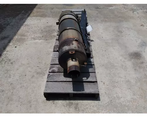 MACK CXU612 EXHAUSTMUFFLER BRACKET