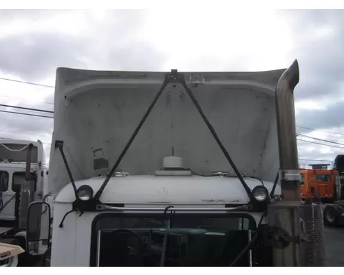 MACK CXU612 FAIRING, WIND DEFLECTOR ROOF