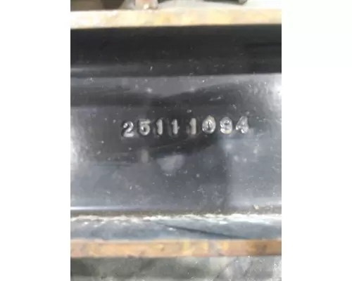 MACK CXU612 FAIRING BRACKETMOUNT