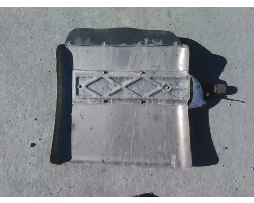 MACK CXU612 FENDER, QUARTERHALF REAR