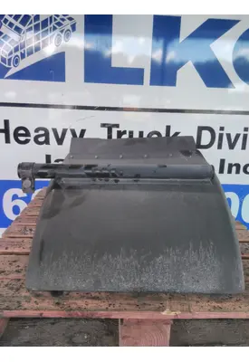 MACK CXU612 FENDER, QUARTER/HALF REAR