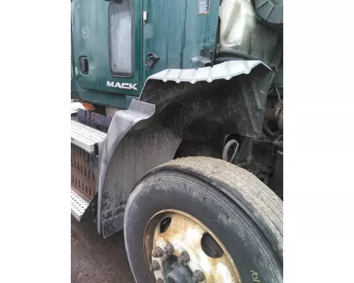 MACK CXU612 FENDER, SPLASH SHIELDGUARD