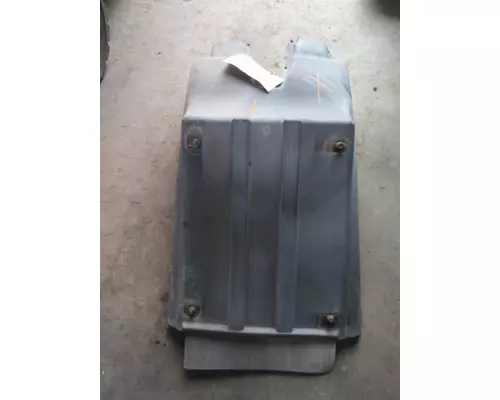 MACK CXU612 FENDER, SPLASH SHIELDGUARD