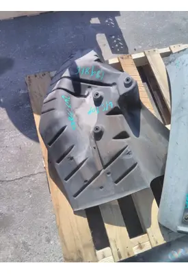 MACK CXU612 FENDER, SPLASH SHIELD/GUARD