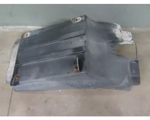 MACK CXU612 FENDER, SPLASH SHIELDGUARD