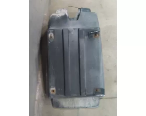 MACK CXU612 FENDER, SPLASH SHIELDGUARD