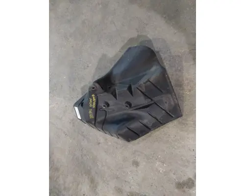 MACK CXU612 FENDER, SPLASH SHIELDGUARD