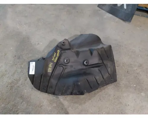 MACK CXU612 FENDER, SPLASH SHIELDGUARD