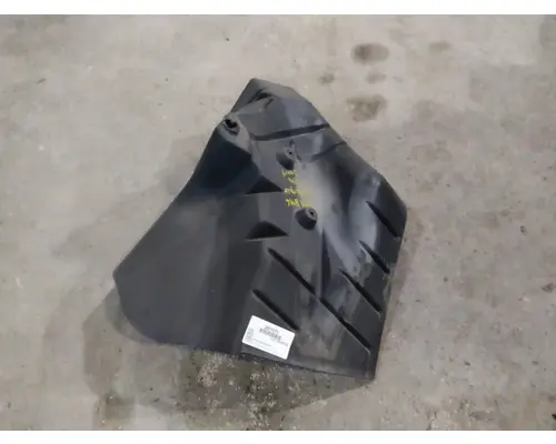 MACK CXU612 FENDER, SPLASH SHIELDGUARD