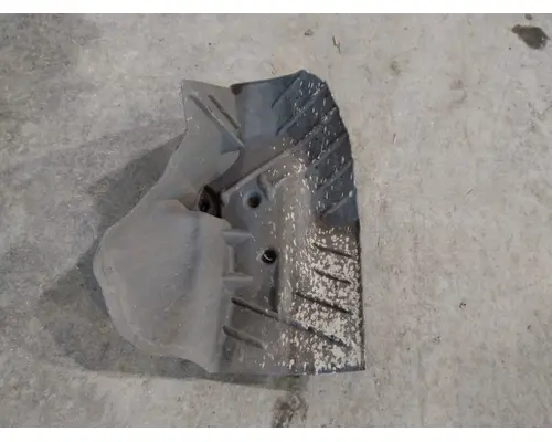 MACK CXU612 FENDER, SPLASH SHIELDGUARD