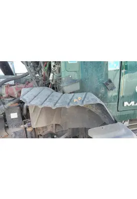 MACK CXU612 FENDER, SPLASH SHIELD/GUARD