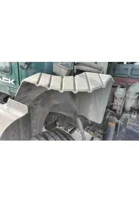 MACK CXU612 FENDER, SPLASH SHIELD/GUARD