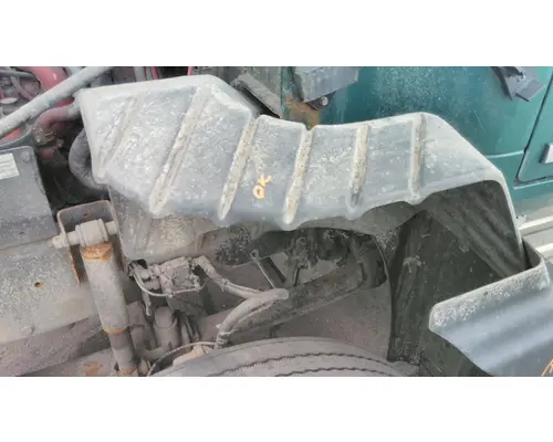 MACK CXU612 FENDER, SPLASH SHIELDGUARD