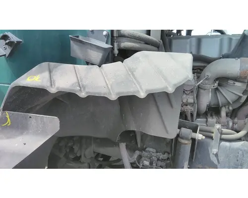 MACK CXU612 FENDER, SPLASH SHIELDGUARD