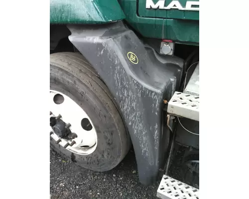 MACK CXU612 FENDER EXTENSION