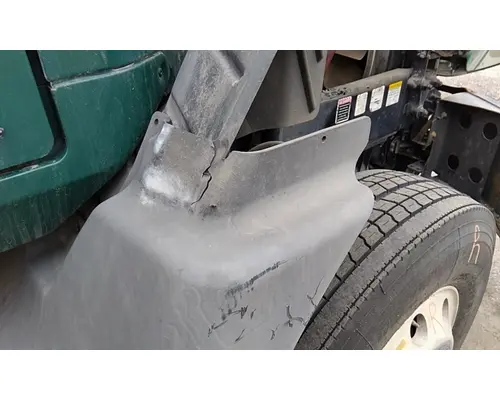 MACK CXU612 FENDER EXTENSION