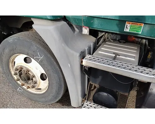 MACK CXU612 FENDER EXTENSION