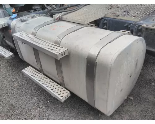 MACK CXU612 FUEL TANK