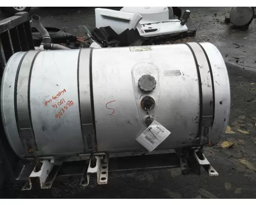 MACK CXU612 FUEL TANK