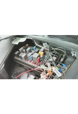 MACK CXU612 FUSE BOX