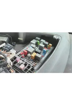 MACK CXU612 FUSE BOX