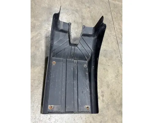 MACK CXU612 Fender Extension