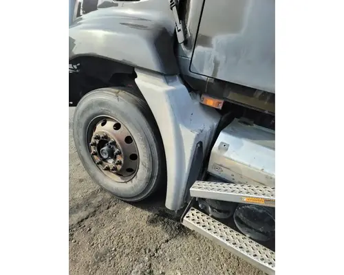 MACK CXU612 Fender Extension