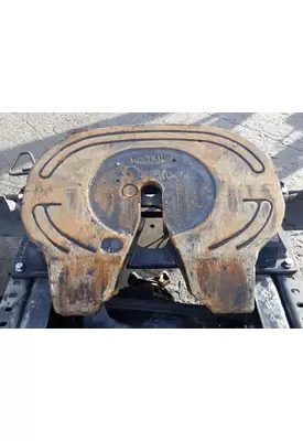 MACK CXU612 Fifth Wheel