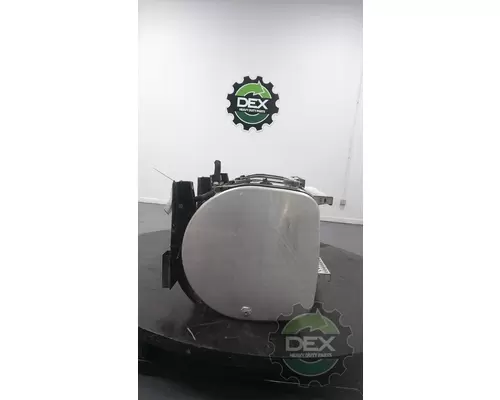 MACK CXU612 Fuel Tank