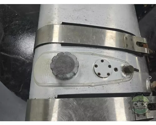 MACK CXU612 Fuel Tank