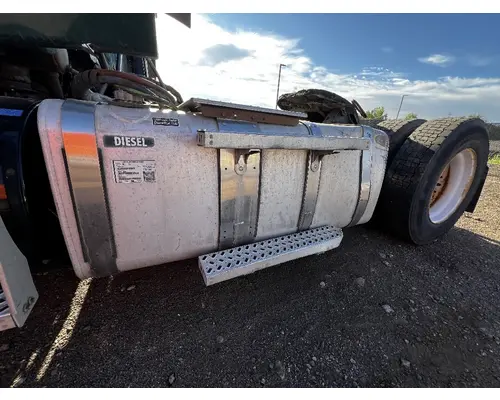 MACK CXU612 Fuel Tank