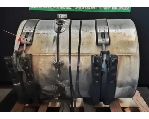 MACK CXU612 Fuel Tank