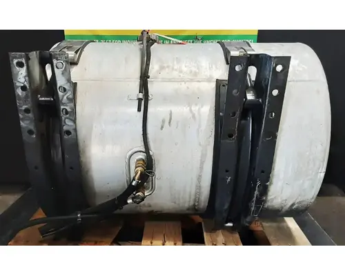 MACK CXU612 Fuel Tank