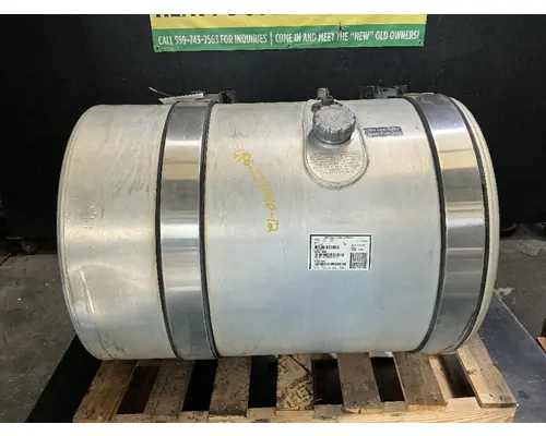 MACK CXU612 Fuel Tank