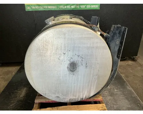 MACK CXU612 Fuel Tank
