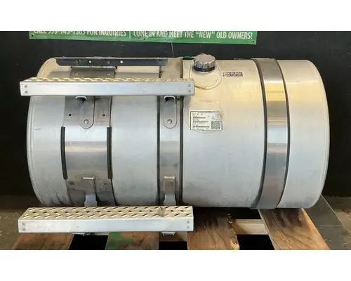 MACK CXU612 Fuel Tank