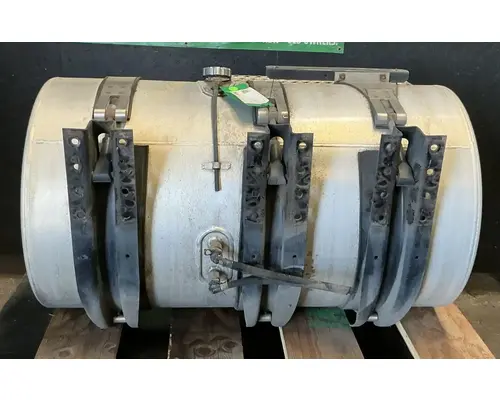 MACK CXU612 Fuel Tank