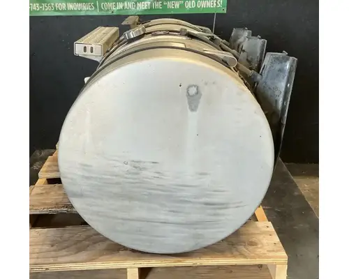 MACK CXU612 Fuel Tank