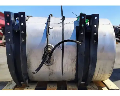 MACK CXU612 Fuel Tank