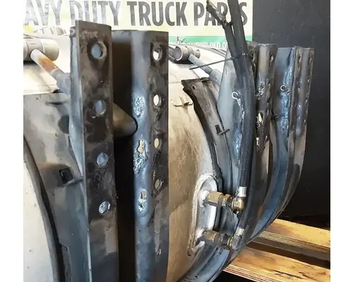 MACK CXU612 Fuel Tank