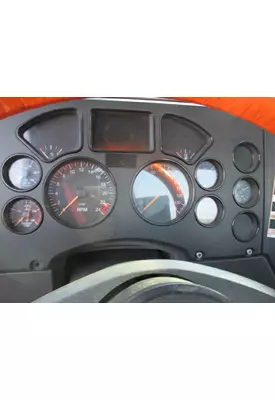 MACK CXU612 GAUGE CLUSTER