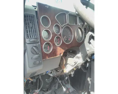 MACK CXU612 GAUGE CLUSTER