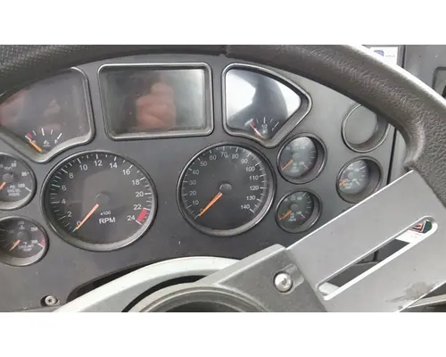 MACK CXU612 GAUGE CLUSTER