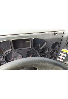 MACK CXU612 GAUGE CLUSTER