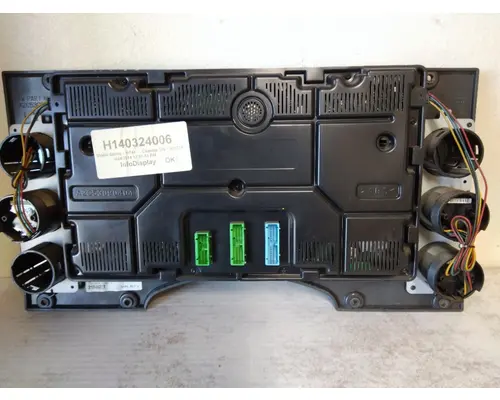 MACK CXU612 GAUGE CLUSTER