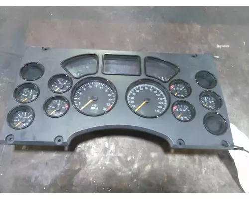 MACK CXU612 GAUGE CLUSTER