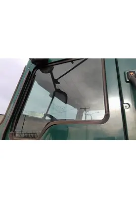 MACK CXU612 GLASS, DOOR, FRONT