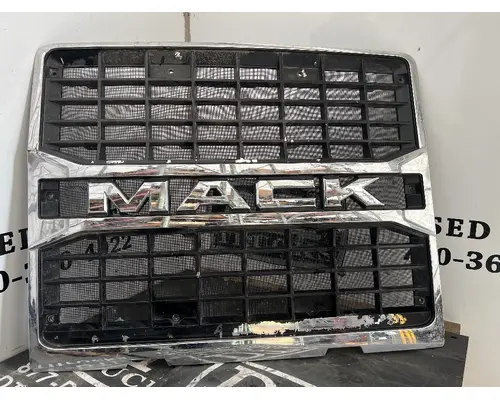 MACK CXU612 Grille