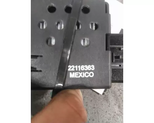 MACK CXU612 HEADLAMP SWITCH